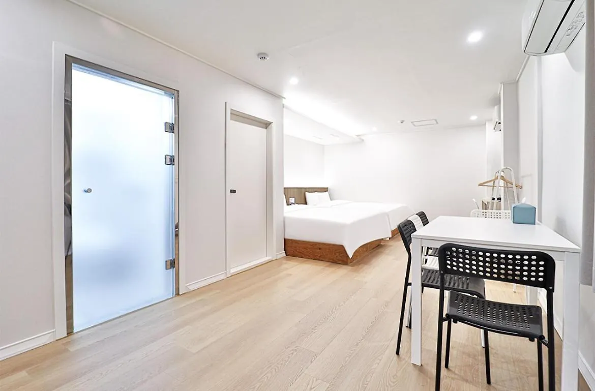 Busan Gwangan Holic Story Hotel Motel