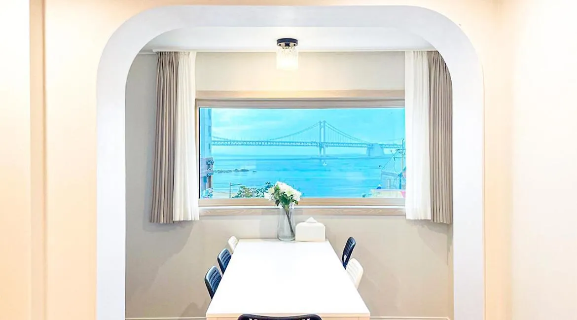 Busan Gwangan Holic Story Hotel