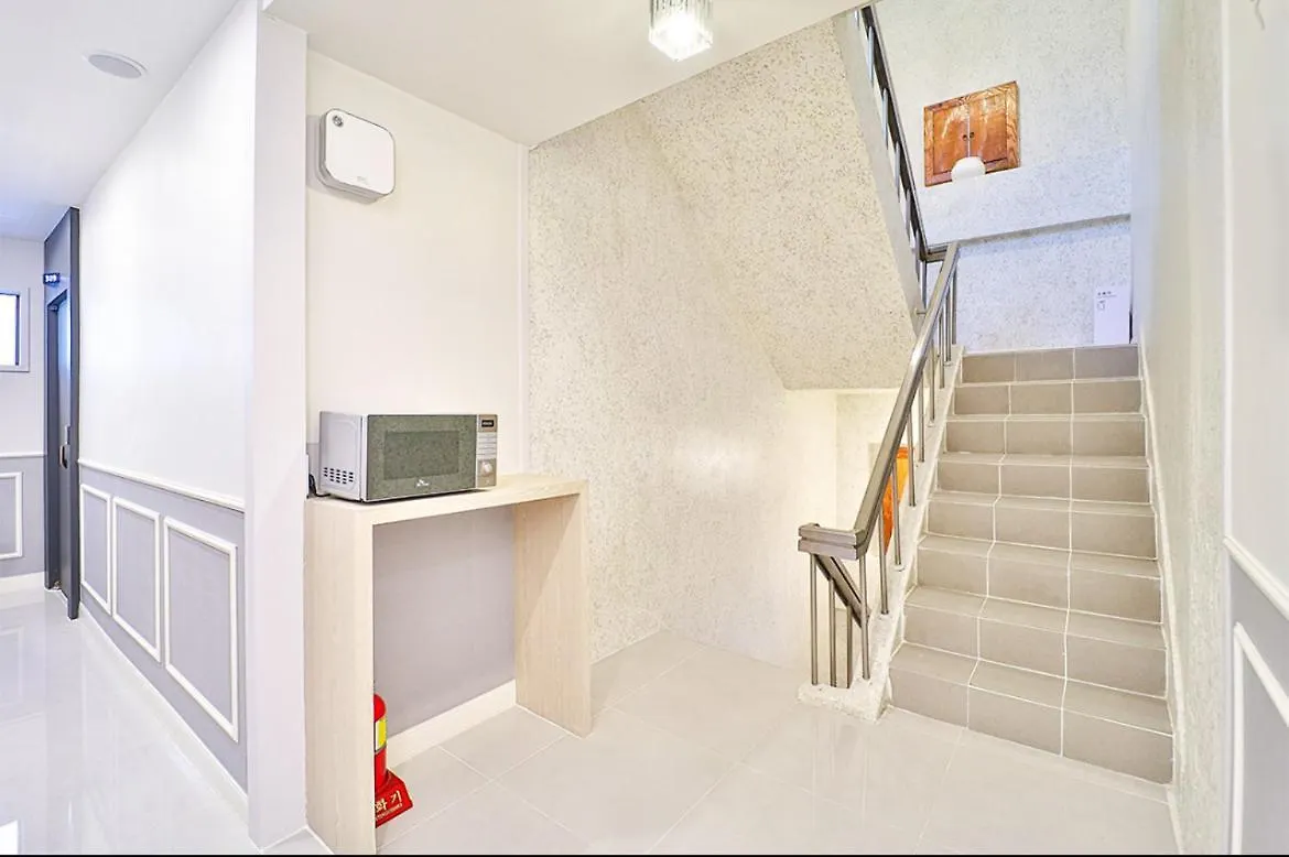 Busan Gwangan Holic Story Hotel